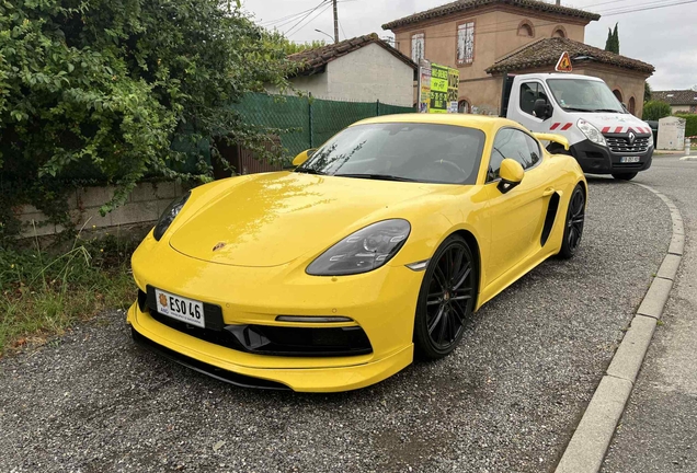 Porsche 718 Cayman S