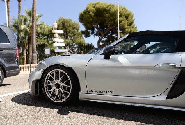 Porsche 718 Spyder RS