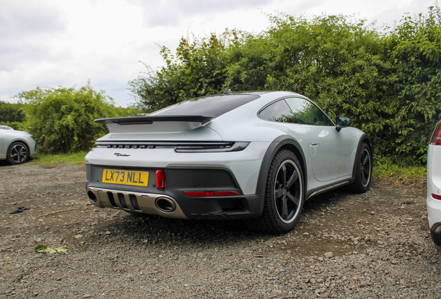 Porsche 992 Dakar
