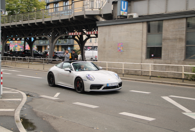 Porsche 992 Targa 4 GTS