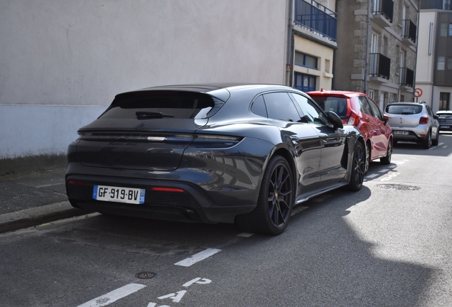 Porsche Taycan GTS Sport Turismo