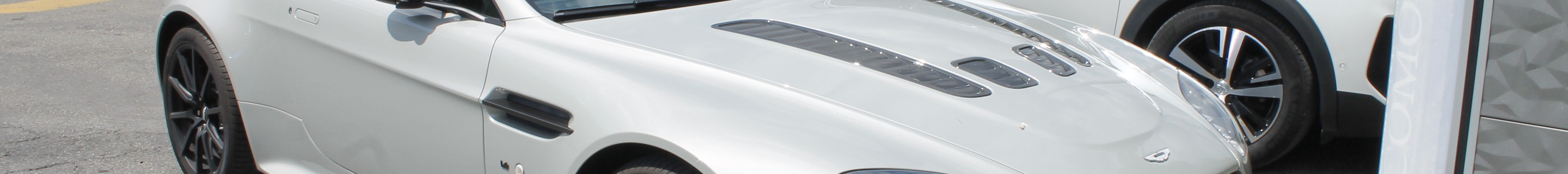 Aston Martin V12 Vantage S