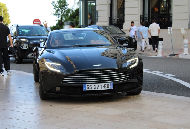 Aston Martin DB11 V8