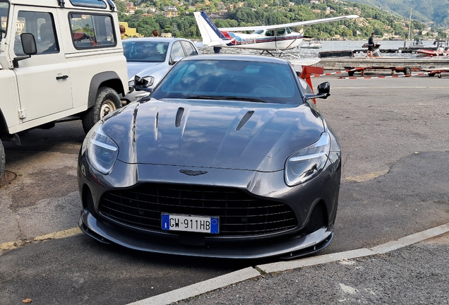 Aston Martin DB12