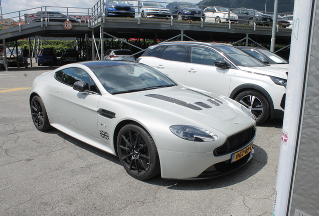 Aston Martin V12 Vantage S