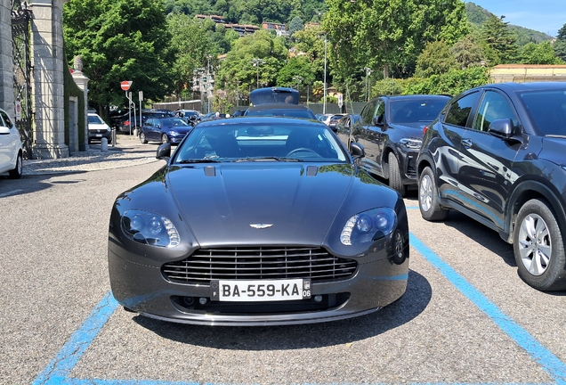 Aston Martin V8 Vantage