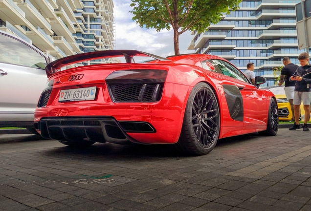 Audi R8 V10 Plus 2015