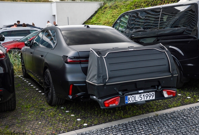 BMW M760e xDrive
