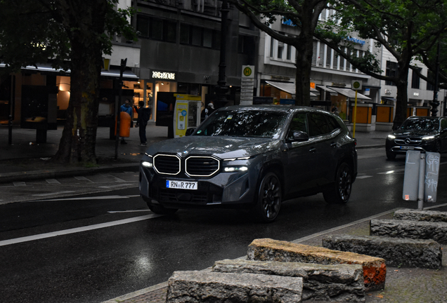 BMW XM G09