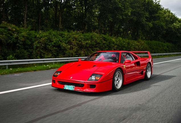 Ferrari F40