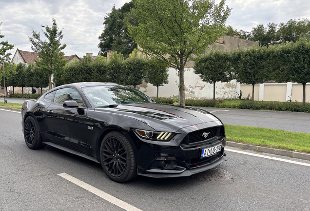 Ford Mustang GT 2015