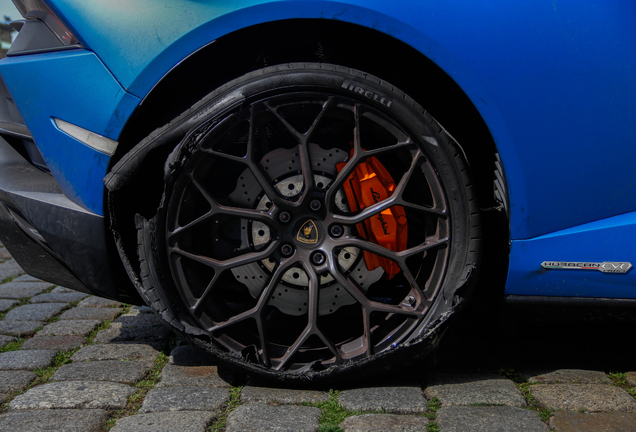 Lamborghini Huracán LP610-2 EVO RWD