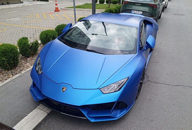 Lamborghini Huracán LP640-4 EVO