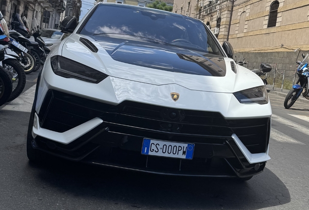 Lamborghini Urus Performante