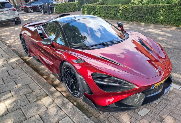 McLaren 765LT