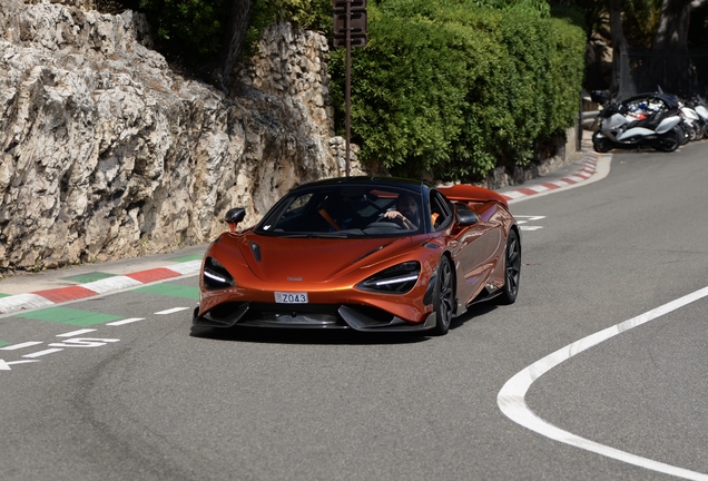 McLaren 765LT