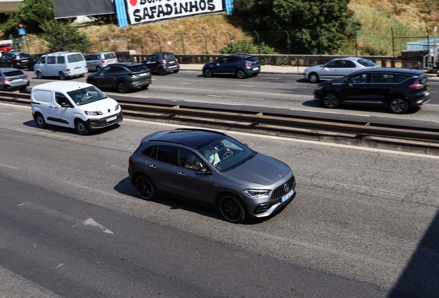 Mercedes-AMG GLA 45 S 4MATIC+ H247