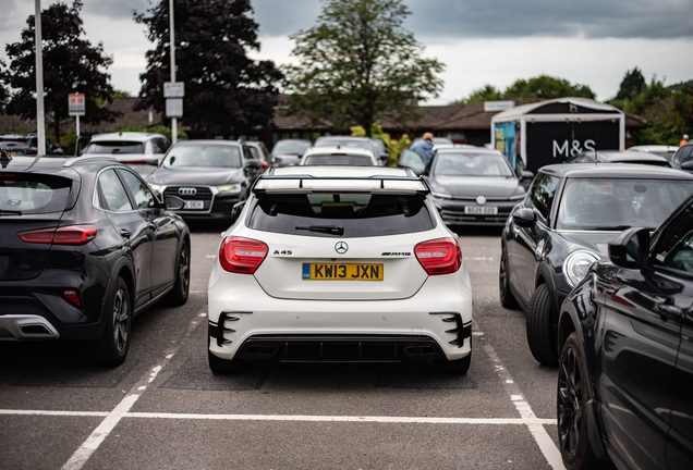 Mercedes-Benz A 45 AMG