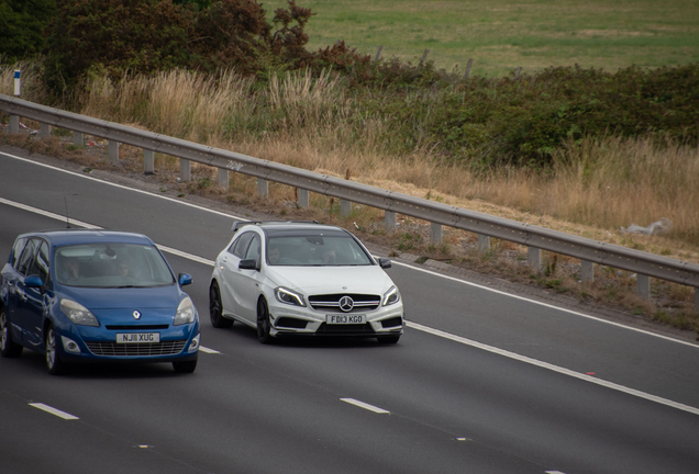 Mercedes-Benz A 45 AMG
