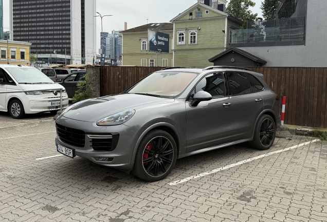 Porsche 958 Cayenne GTS MkII