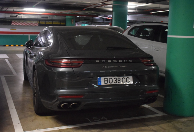Porsche 971 Panamera Turbo