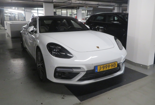Porsche 971 Panamera Turbo S E-Hybrid