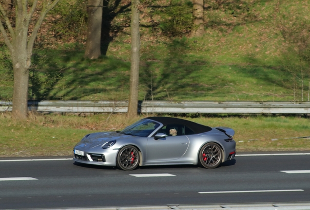 Porsche 992 Carrera S Cabriolet