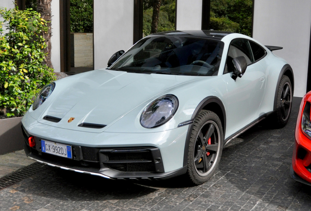 Porsche 992 Dakar