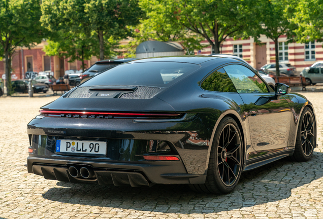 Porsche 992 GT3 Touring