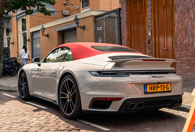 Porsche 992 Turbo S Cabriolet