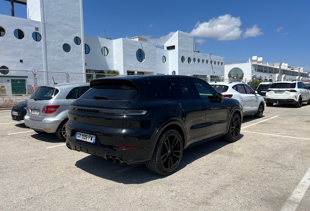 Porsche 9YA Cayenne Turbo E-Hybrid