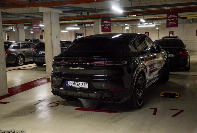 Porsche Cayenne Coupé Turbo E-Hybrid