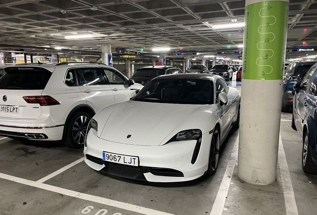 Porsche Taycan Turbo