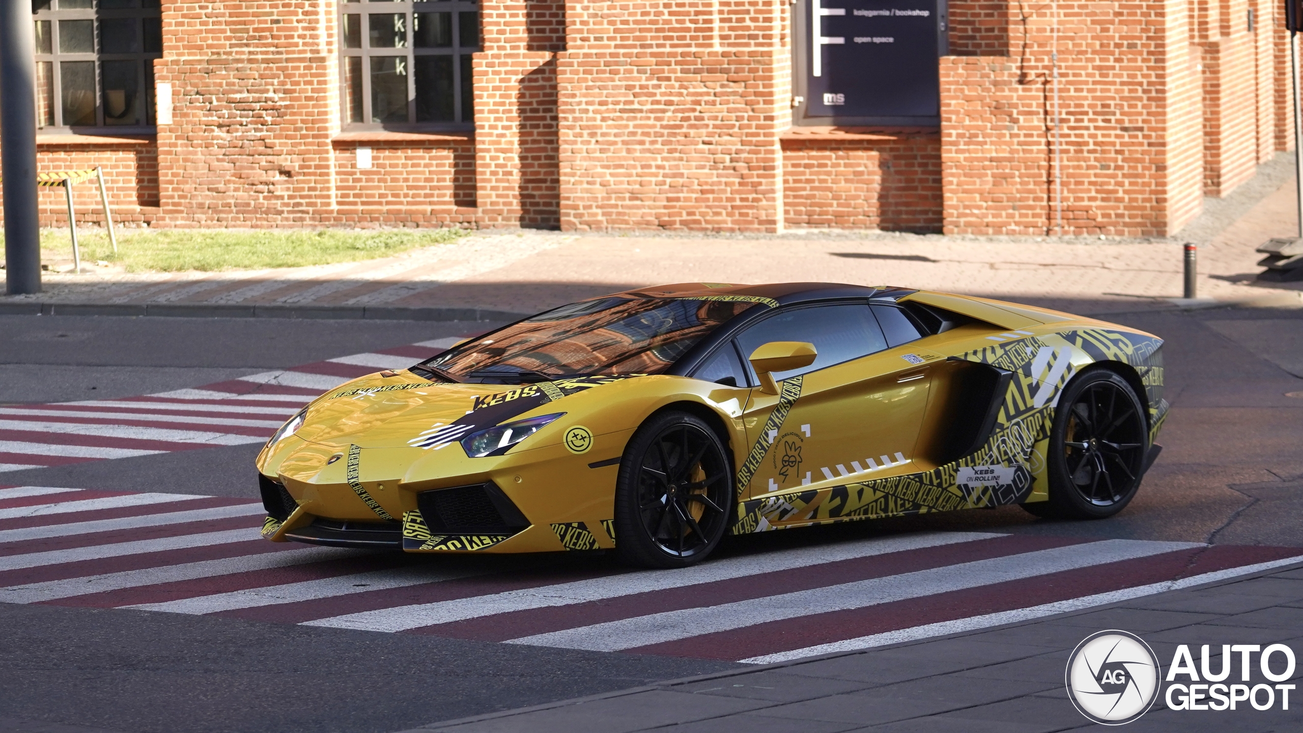 Lamborghini Aventador LP700-4 Roadster