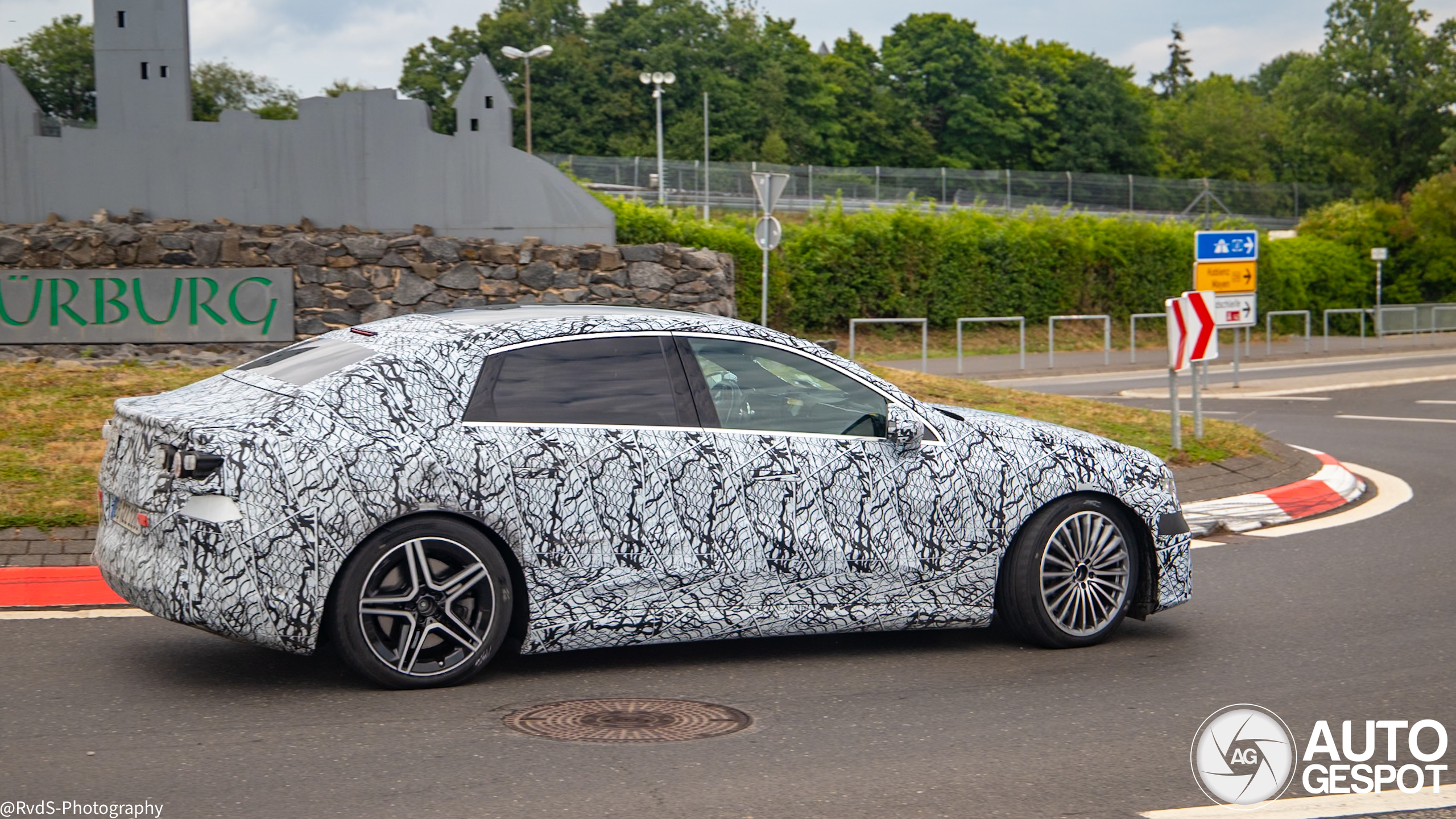 Mercedes-AMG C 53 EV