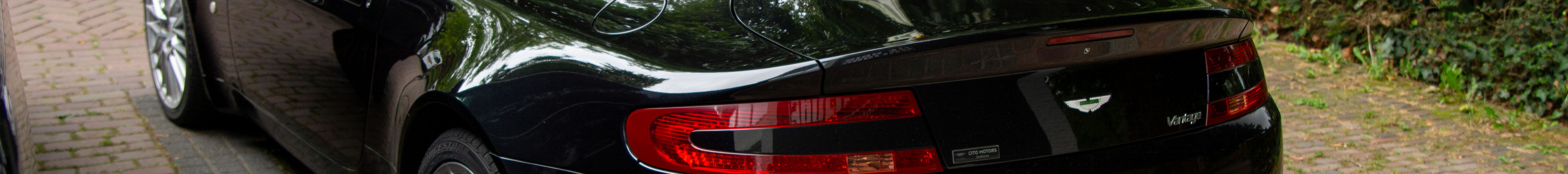 Aston Martin V8 Vantage