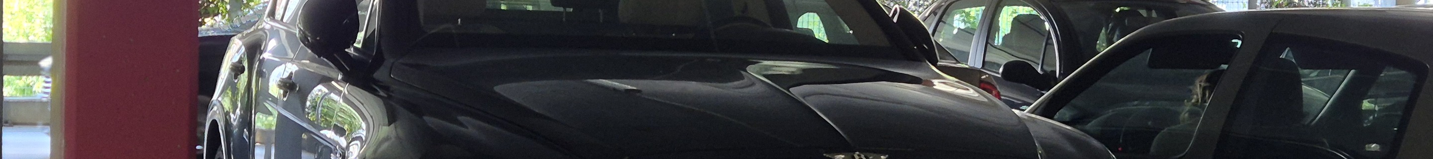 Bentley Bentayga Hybrid