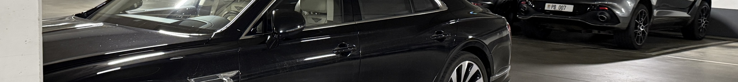 Bentley Flying Spur V8 2021