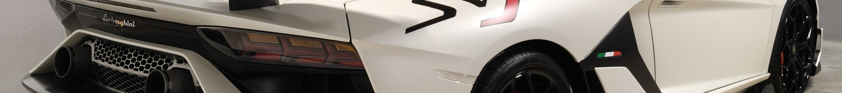 Lamborghini Aventador LP770-4 SVJ