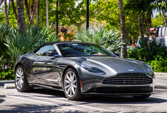 Aston Martin DB11 V8 Volante