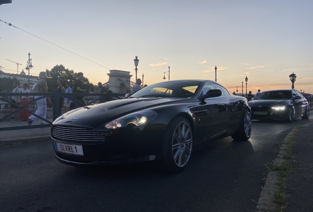 Aston Martin DB9