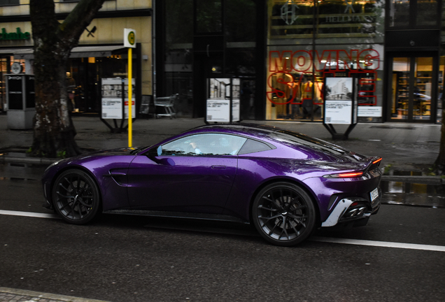 Aston Martin Vantage 2024