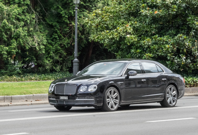 Bentley Flying Spur V8