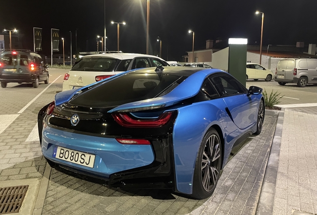 BMW i8