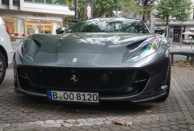 Ferrari 812 GTS