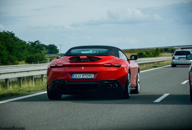 Ferrari Roma Spider