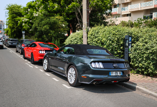 Ford Mustang GT Convertible 2015