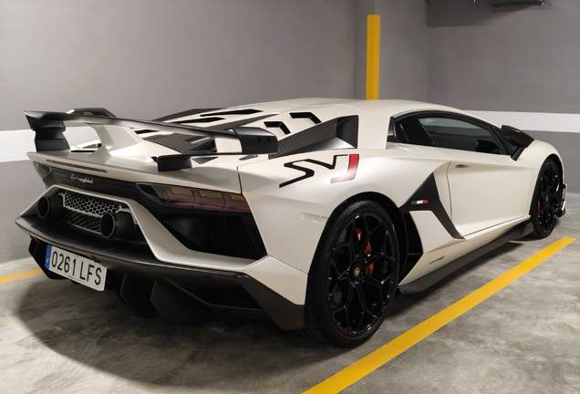 Lamborghini Aventador LP770-4 SVJ