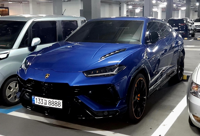 Lamborghini Urus Performante