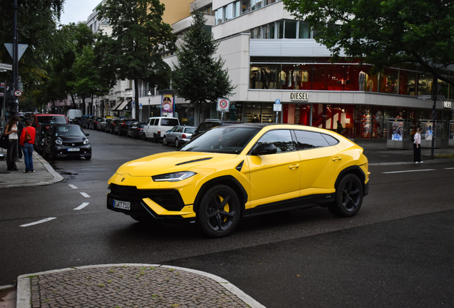 Lamborghini Urus S